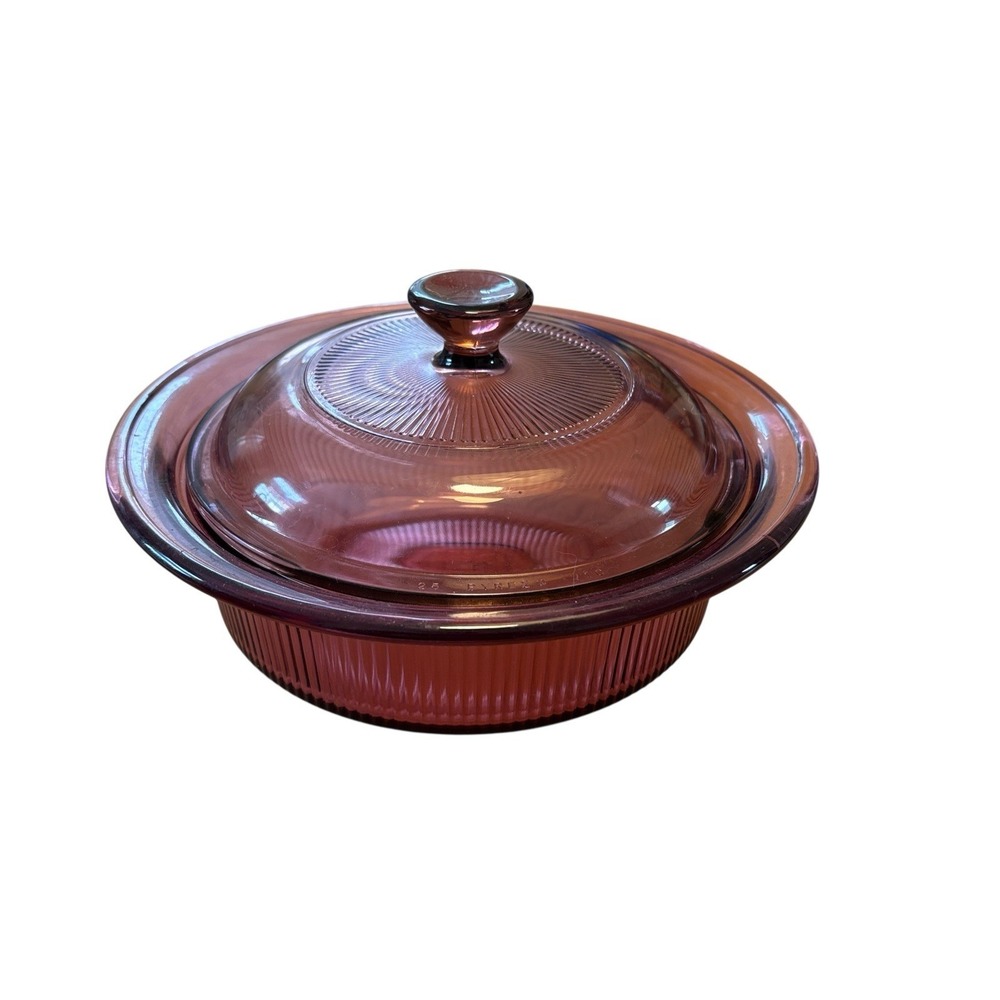 Vision Corning Cranberry .75 L 24 oz.  V-30-B‎ Round Casserole w/ Lid V-1-C